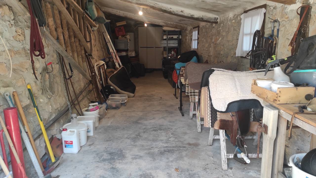 Ancienne bastide + dépendance sur 5,5 ha de terrain