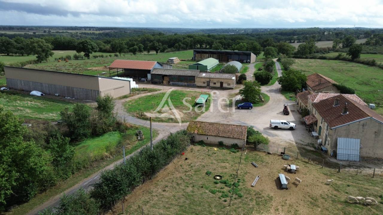 Exploitation Elevage sur 102 ha