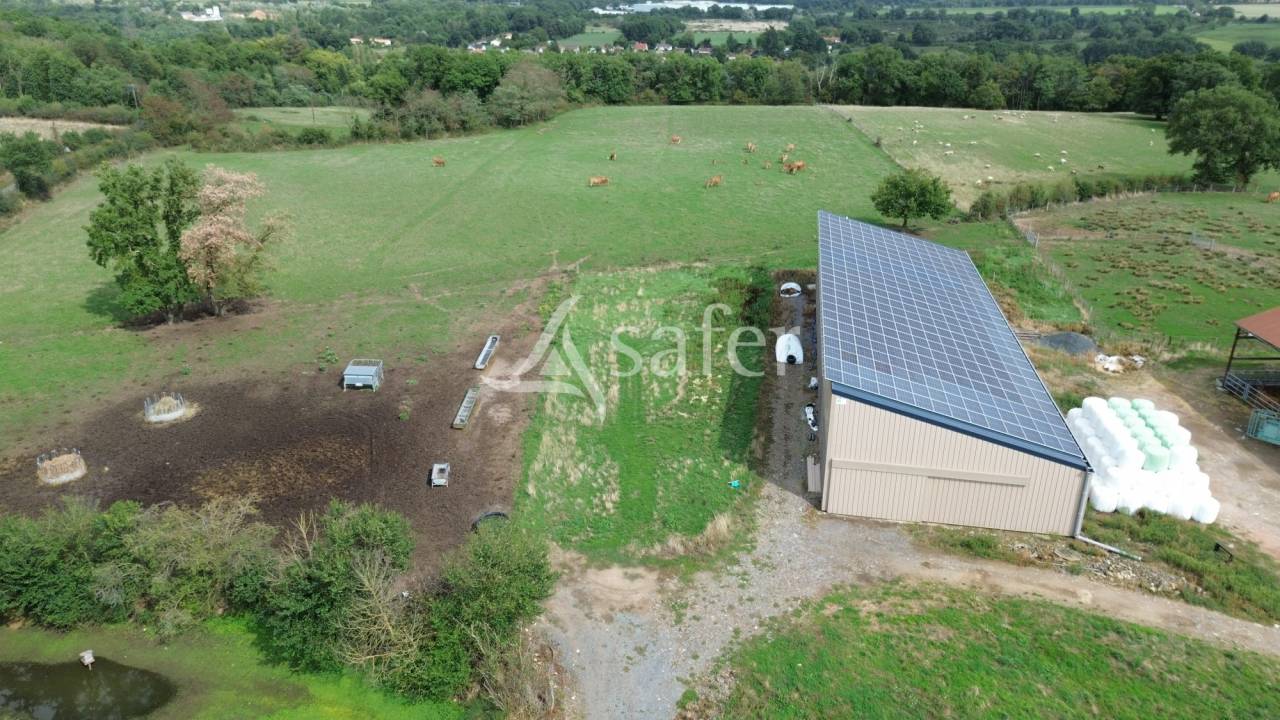 Exploitation Elevage sur 102 ha