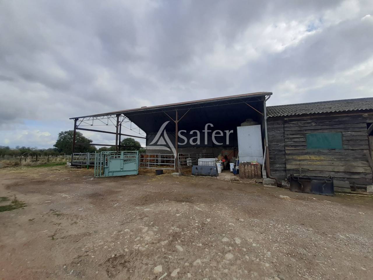 Exploitation Elevage sur 102 ha