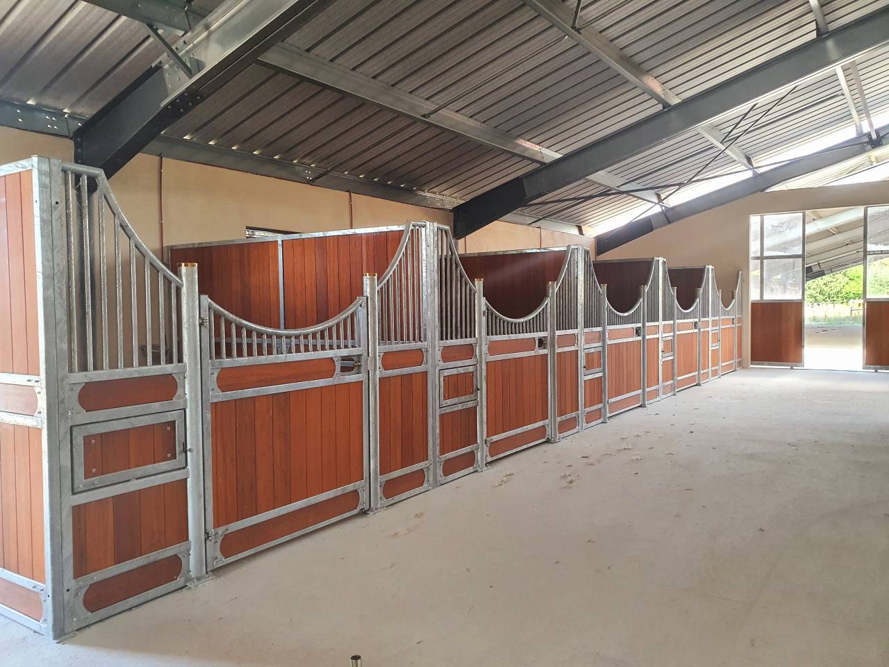 Propriété équestre: installations et habitattions