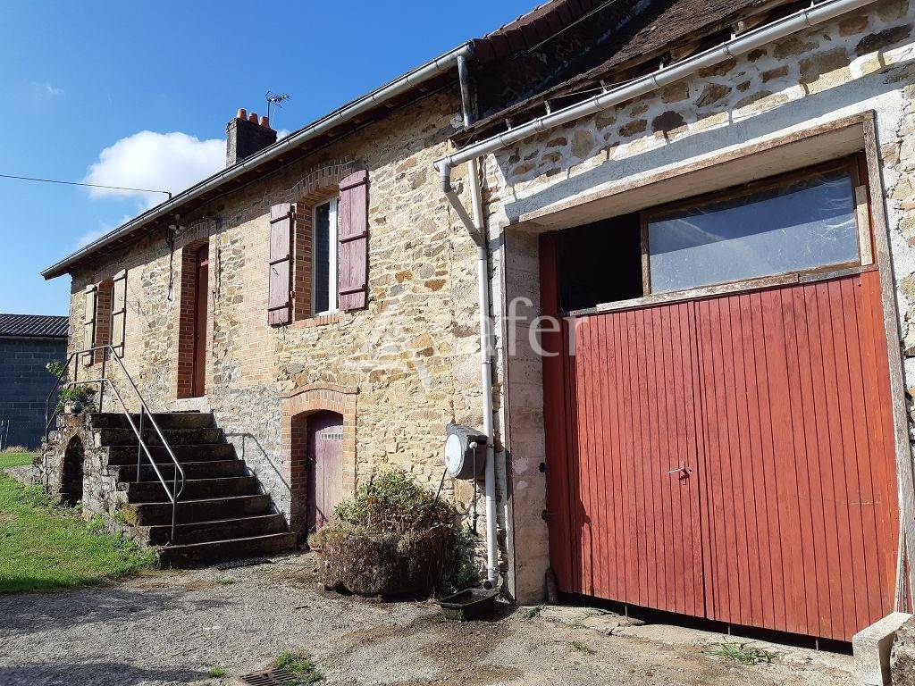 Propriété agricole d'élevage sur environ 79 ha