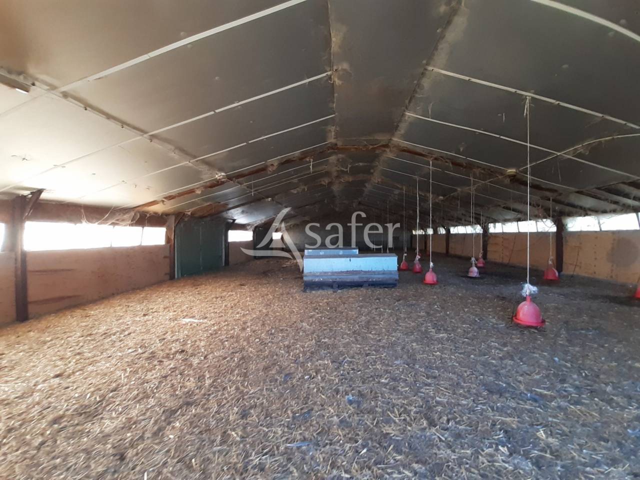 Ancienne Ferme sur environ 17 ha