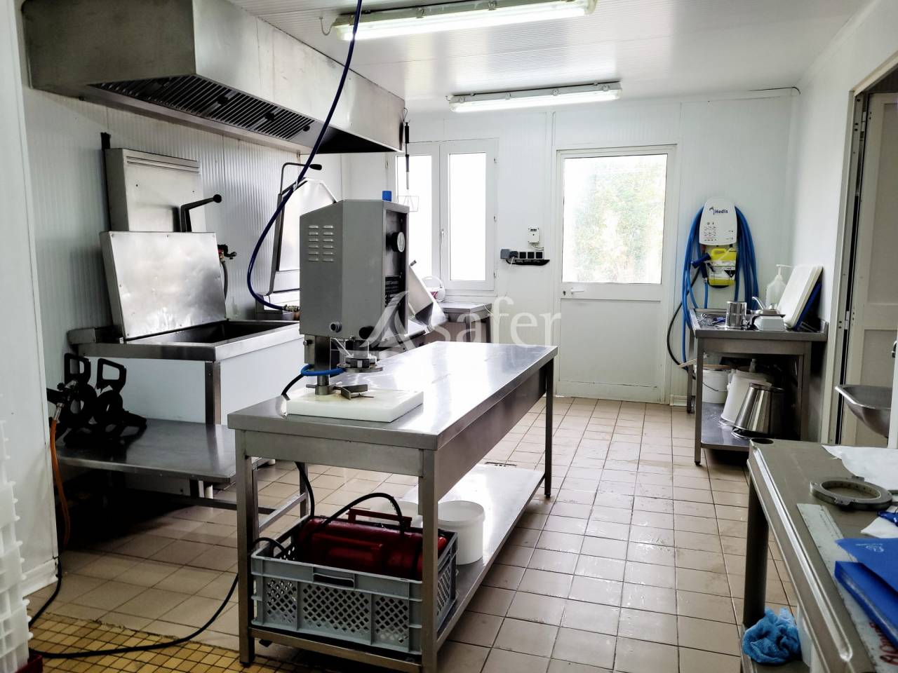 Ancienne Ferme sur environ 17 ha