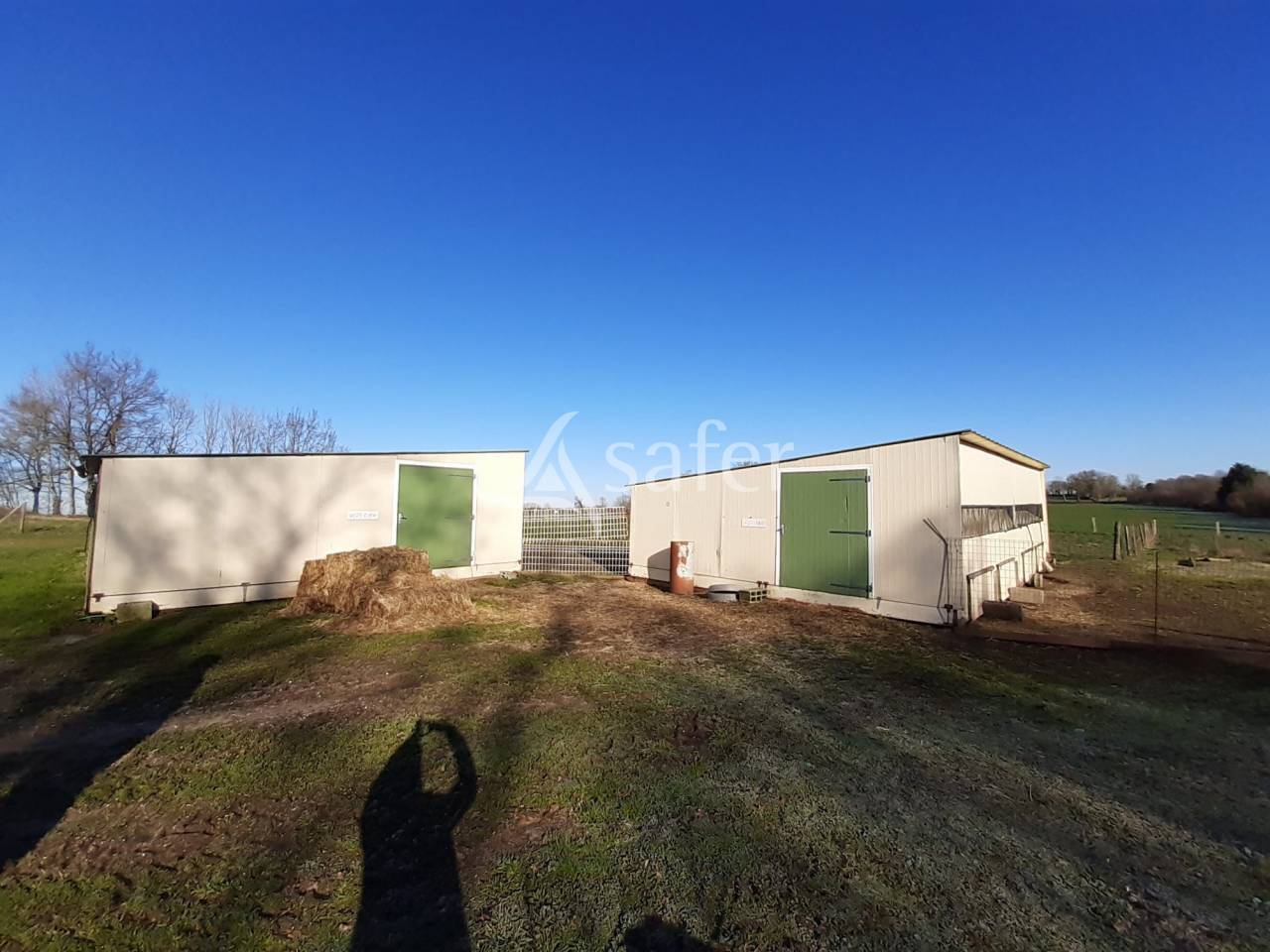 Ancienne Ferme sur environ 5 ha