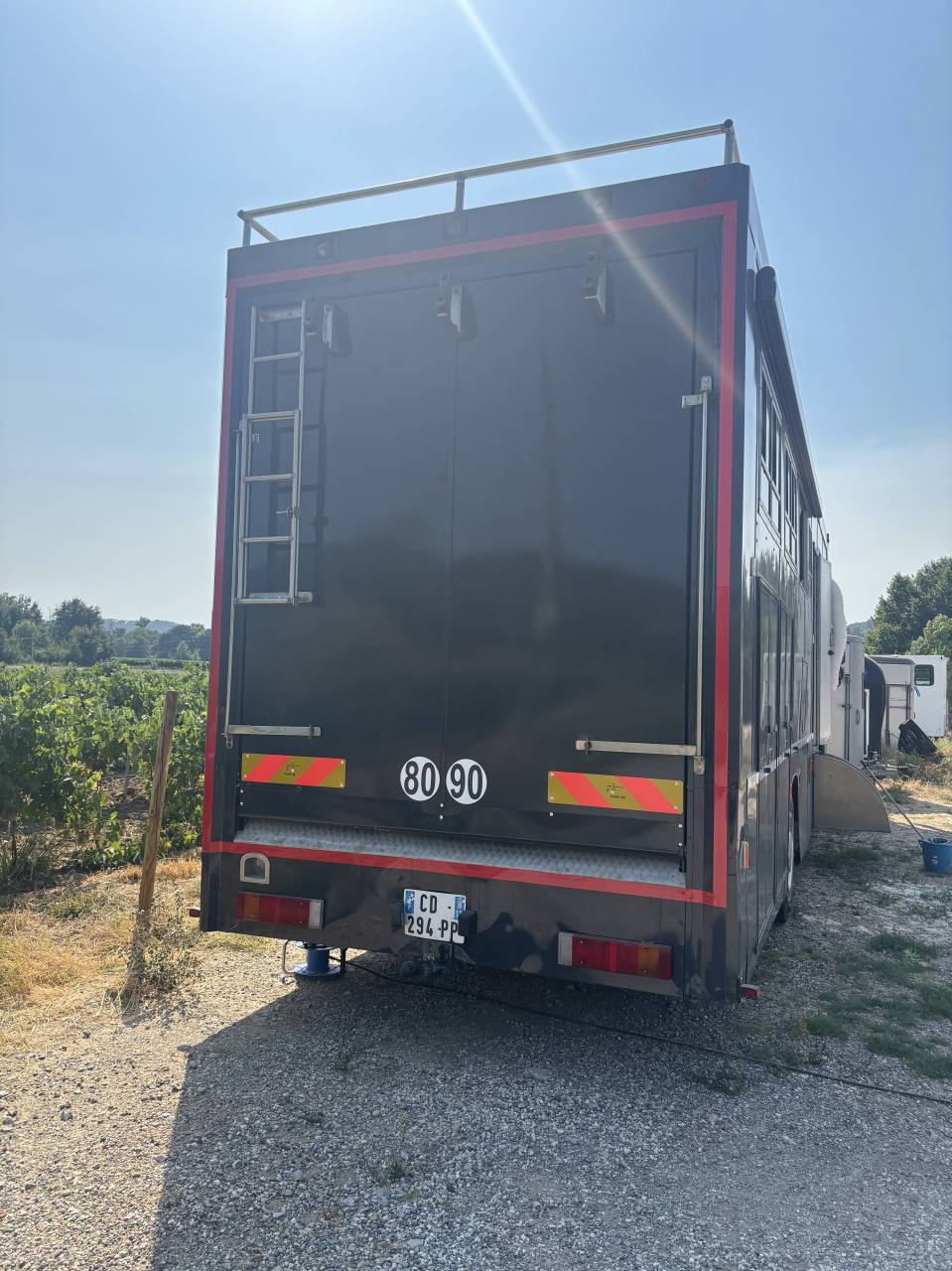 Camion DAF 8 places chevaux + home car