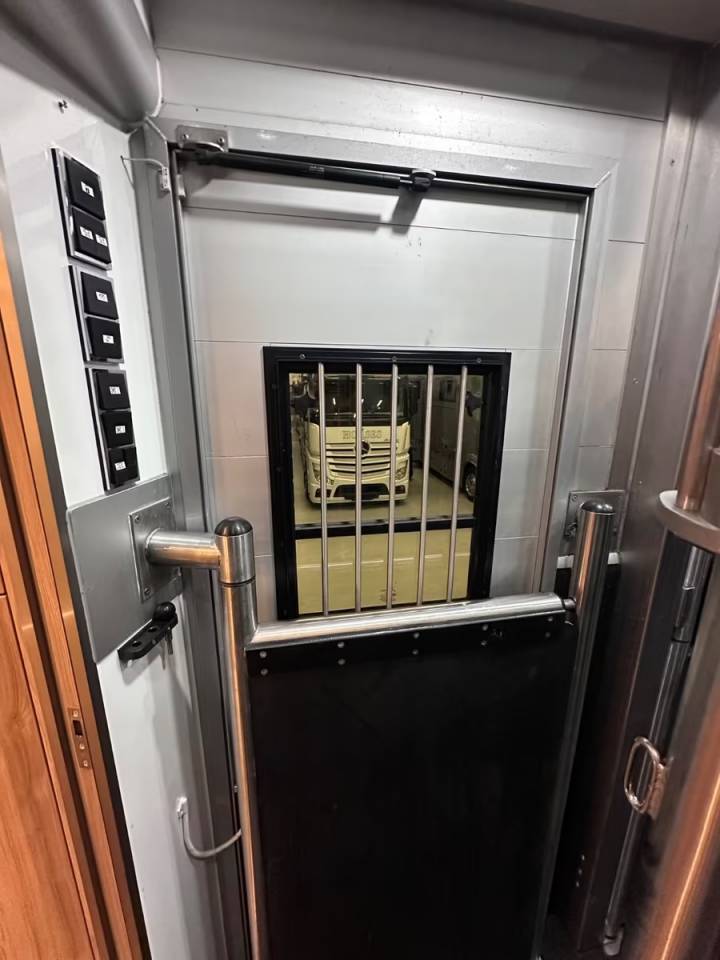 VOLVO FH 500 ROELOFSEN RR7 EXTREMELINE