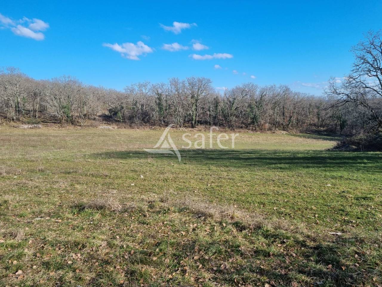 Domaine de caract&egrave;re sur 44 ha Est du Lot proche Dordogne