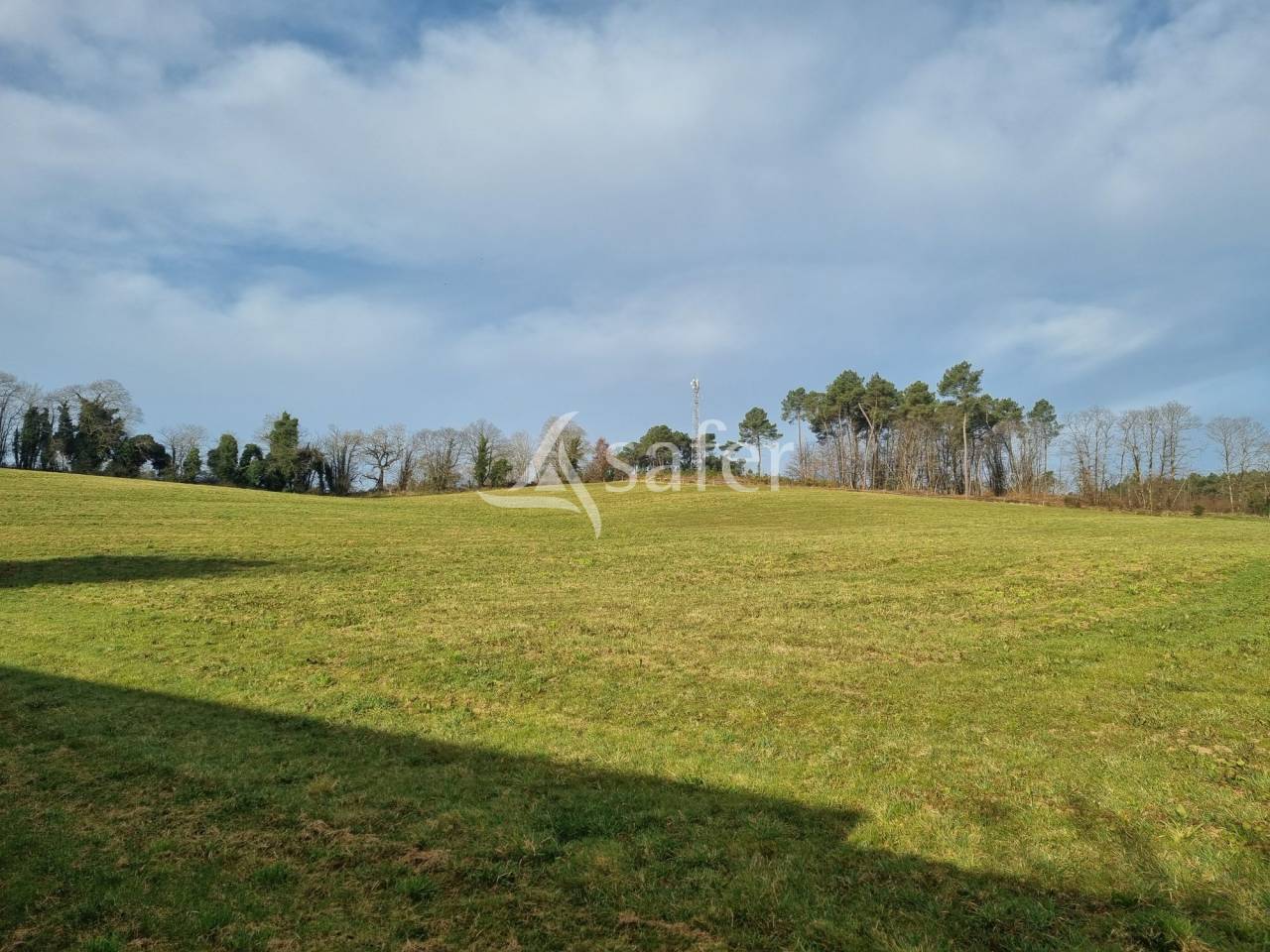 Corps de ferme sur 9 ha Proche Dordogne