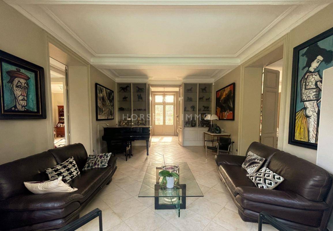 Magnifique Propri&eacute;t&eacute; avec parc-Rives du Loiret