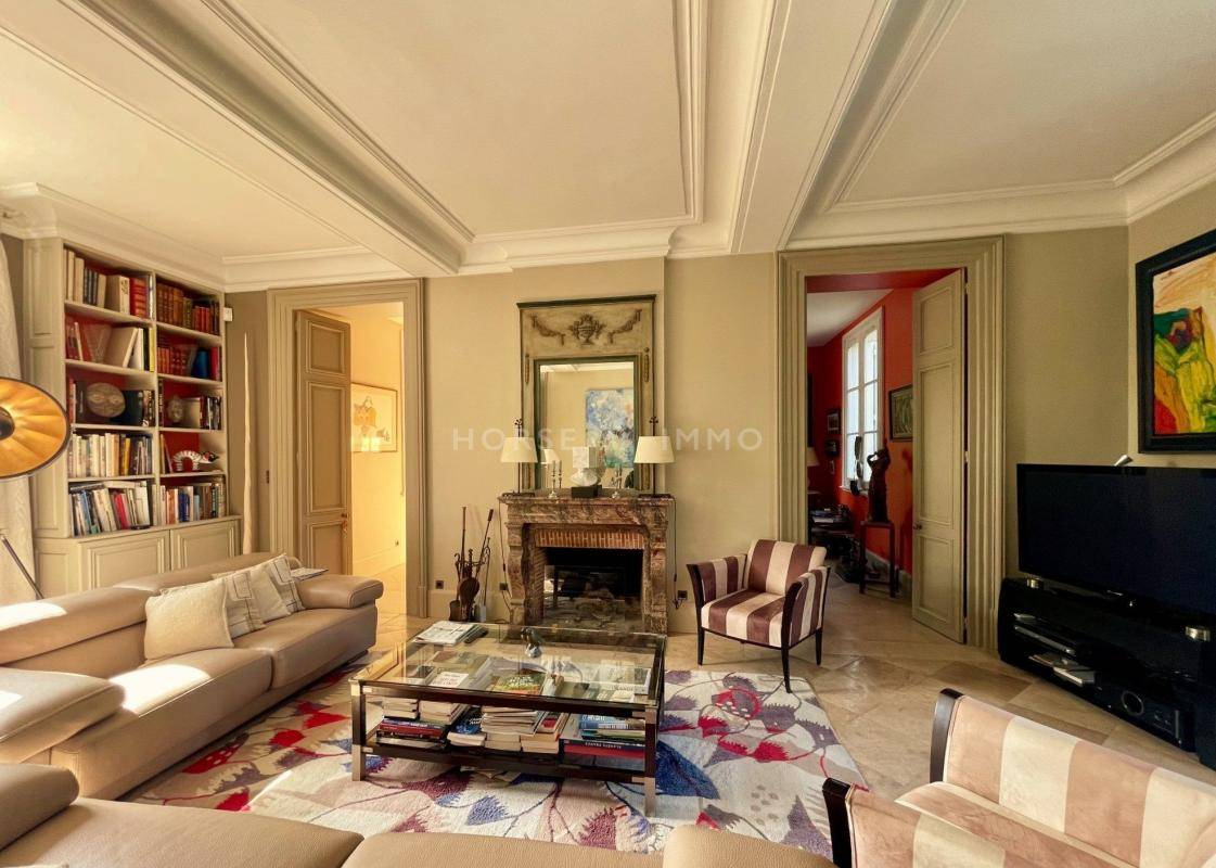 Magnifique Propri&eacute;t&eacute; avec parc-Rives du Loiret