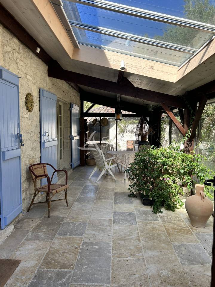 Belle propri&eacute;t&eacute; agricole sur 6ha