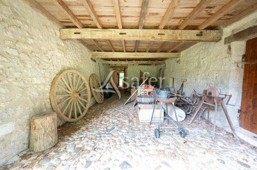 Belle propri&eacute;t&eacute; agricole sur 6ha