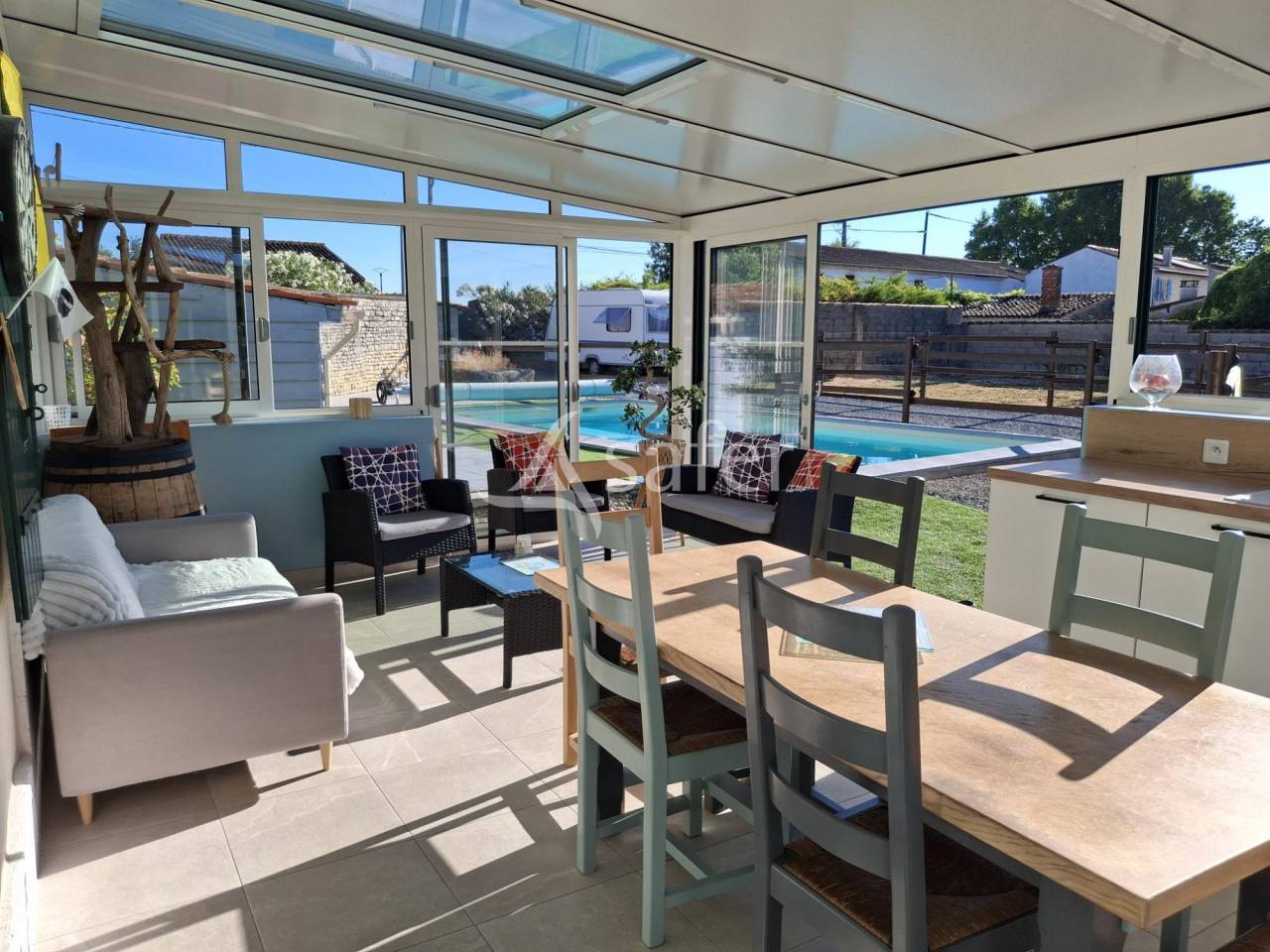 Propriété rurale disposant d'1ha 8 de prés à proximité.