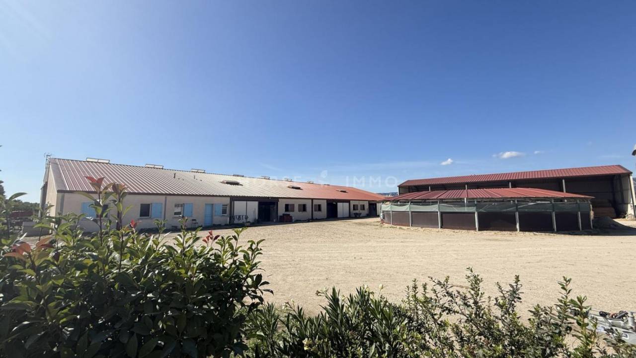 Très beau centre d'entrainement en Provence