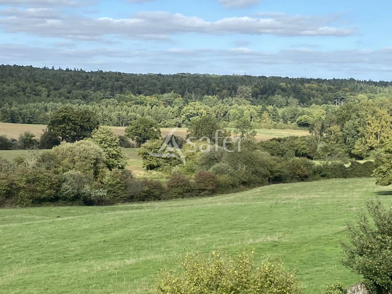 Ancien corps de ferme avec 21 ha