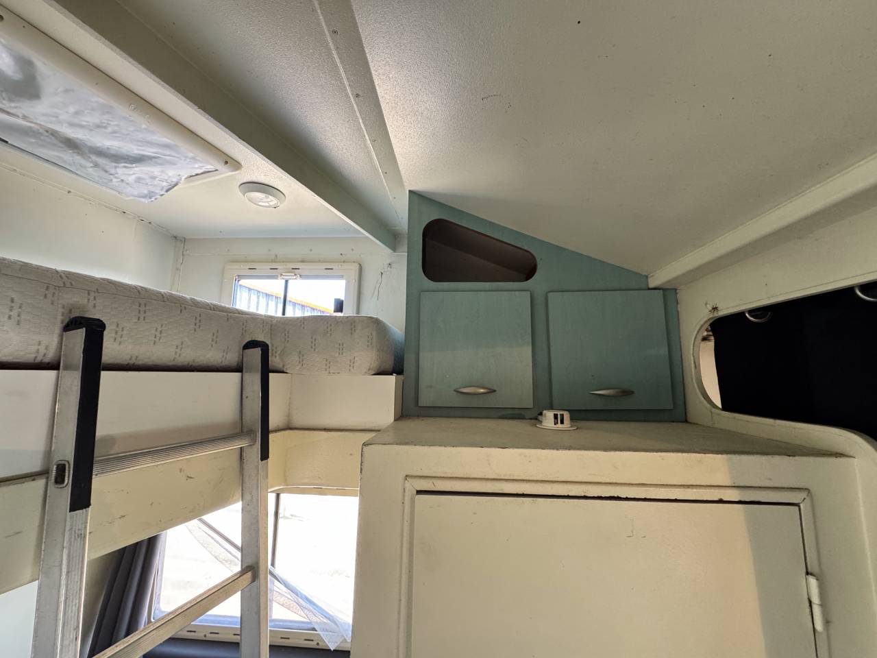 VENTE CAMION CHEVAUX 9 PLACES