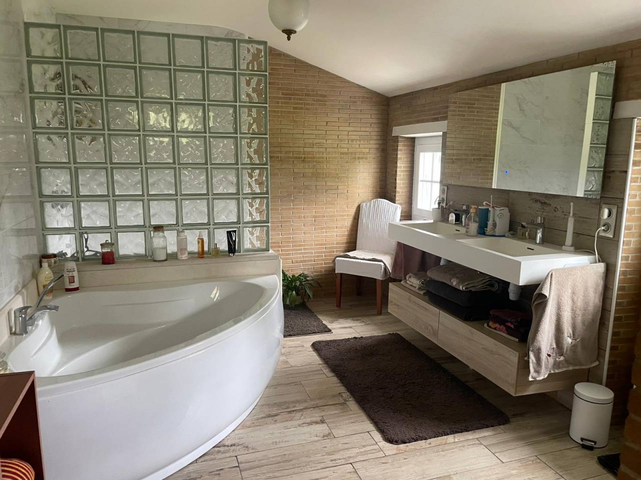 Demeure de caractère avec installations équestres 3 ha