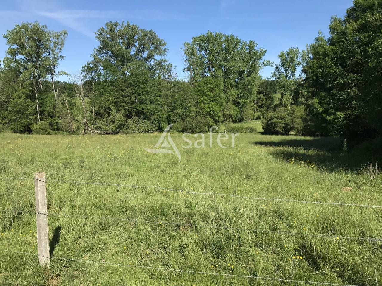 Propri&eacute;t&eacute; rurale sur 20 hectares