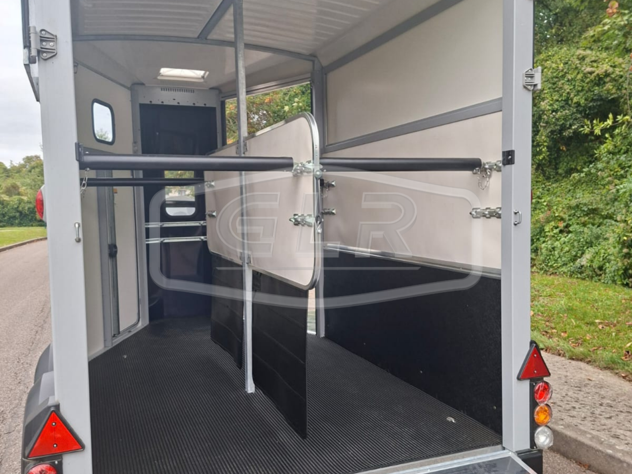 VAN IFOR WILLIAMS NEUF –  IFOR WILLIAMS - HB 511 - GRAND CHEVAUX - 2 PLACES