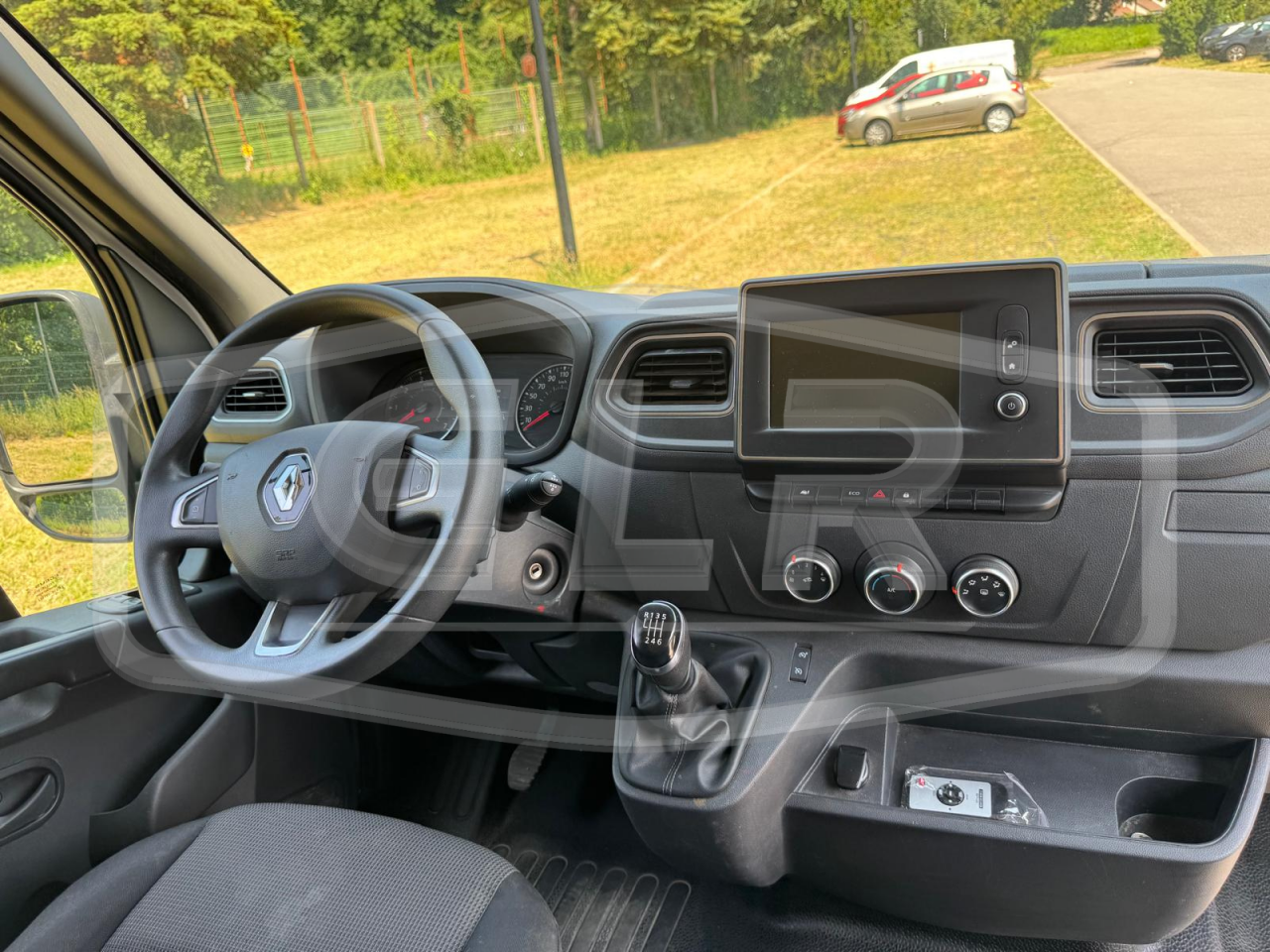 RENAULT MASTER 4 – 2020 – 3 PLACES – STALLE – 53 000KM