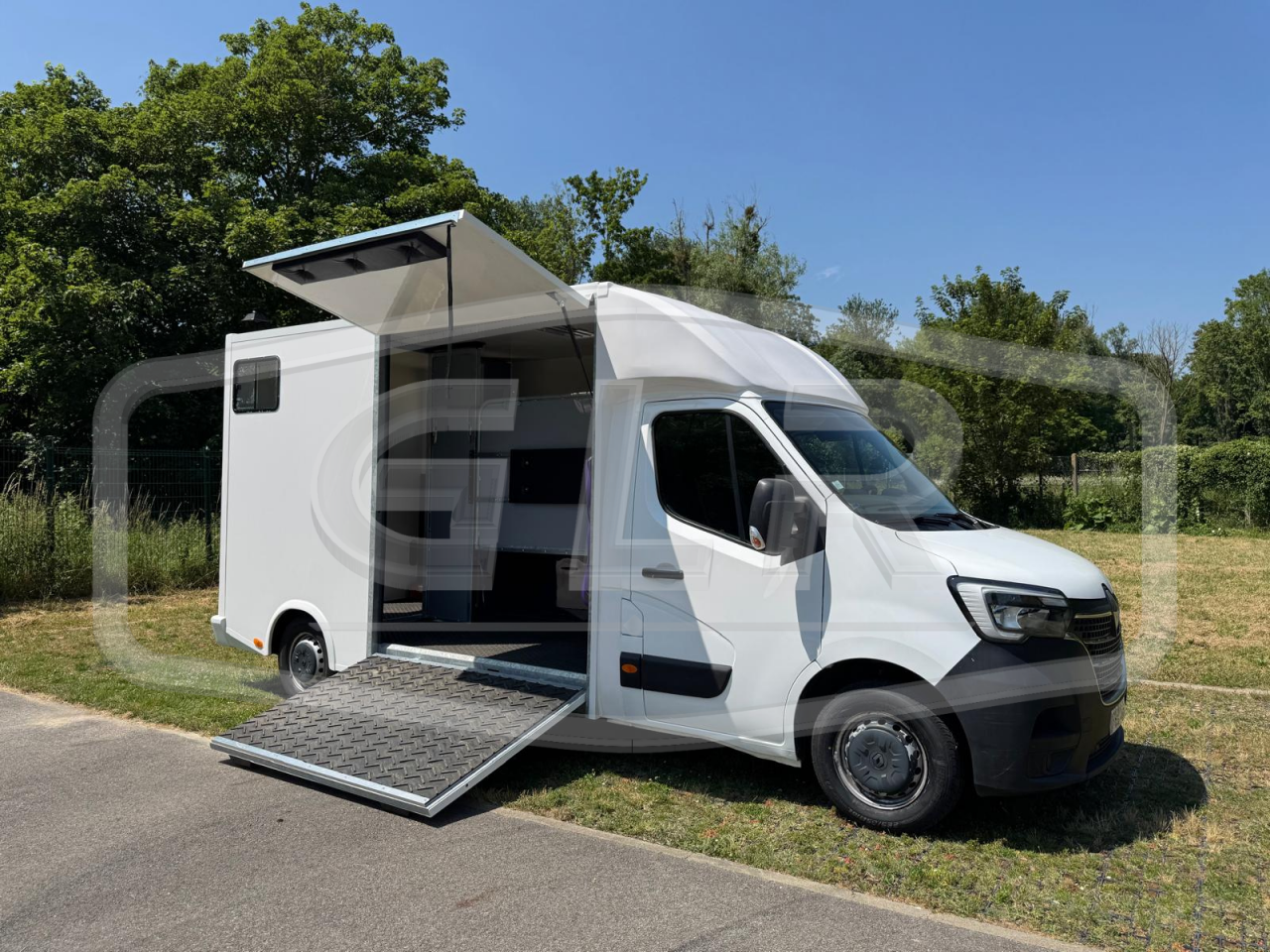 RENAULT MASTER 4 – 2020 – 3 PLACES – STALLE – 53 000KM