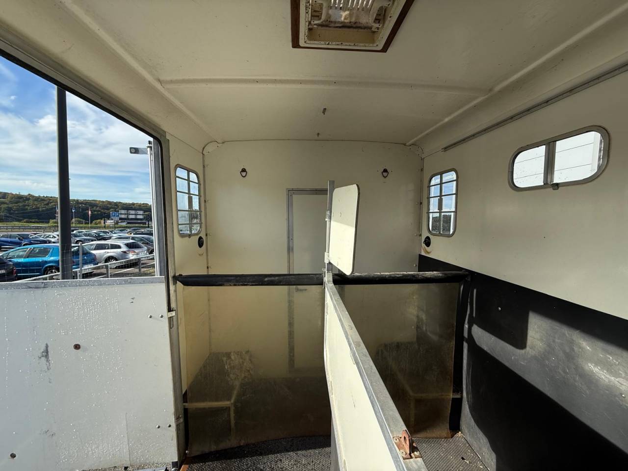 VL EQUI-TREK PEUGEOT BOXER 120CH  3P