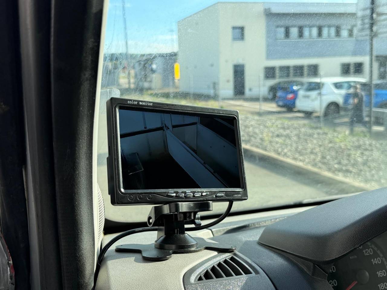 VL EQUI-TREK PEUGEOT BOXER 120CH  3P