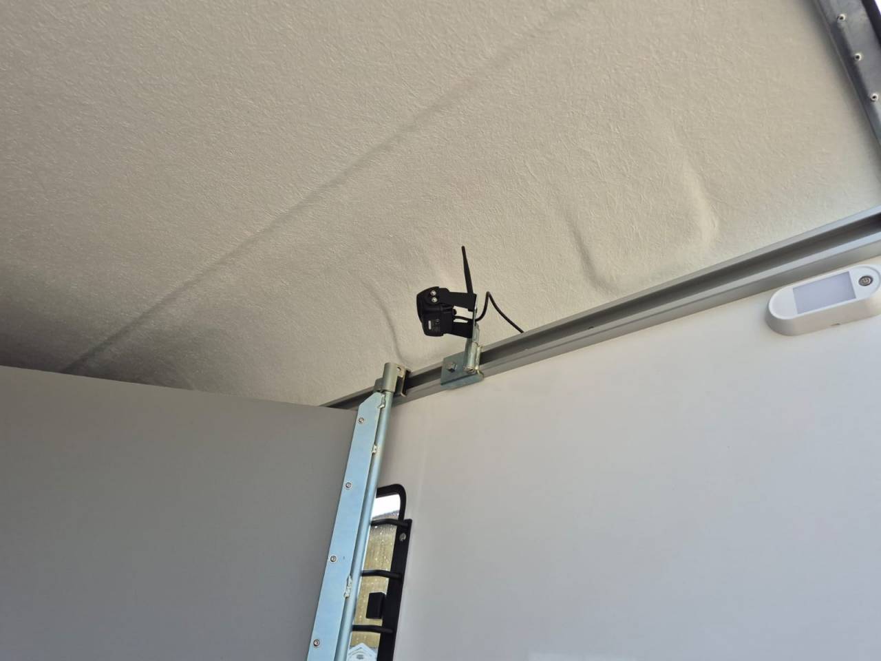 --NOUVEAU-- Oblic X2 Blanc Neuf pour la Suisse