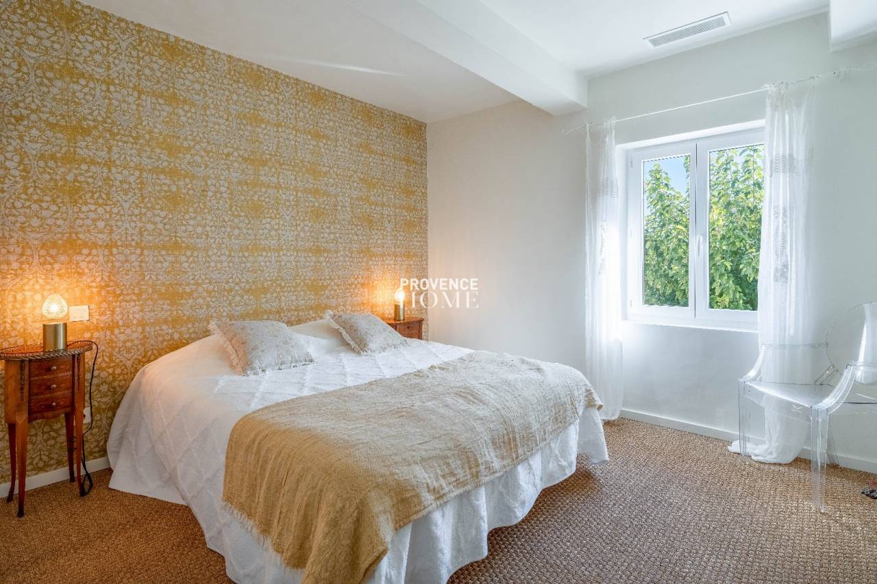 À VENDRE MAS EN PIERRES APPARENTES DU XIXè 