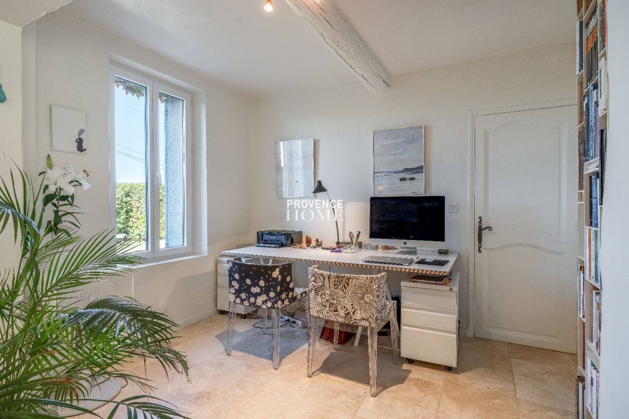 À VENDRE MAS EN PIERRES APPARENTES DU XIXè 