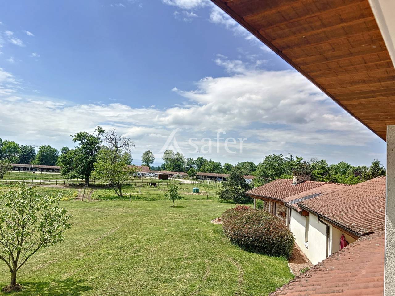 Propriété de prestige au coeur d'un haras sur 1,30 ha