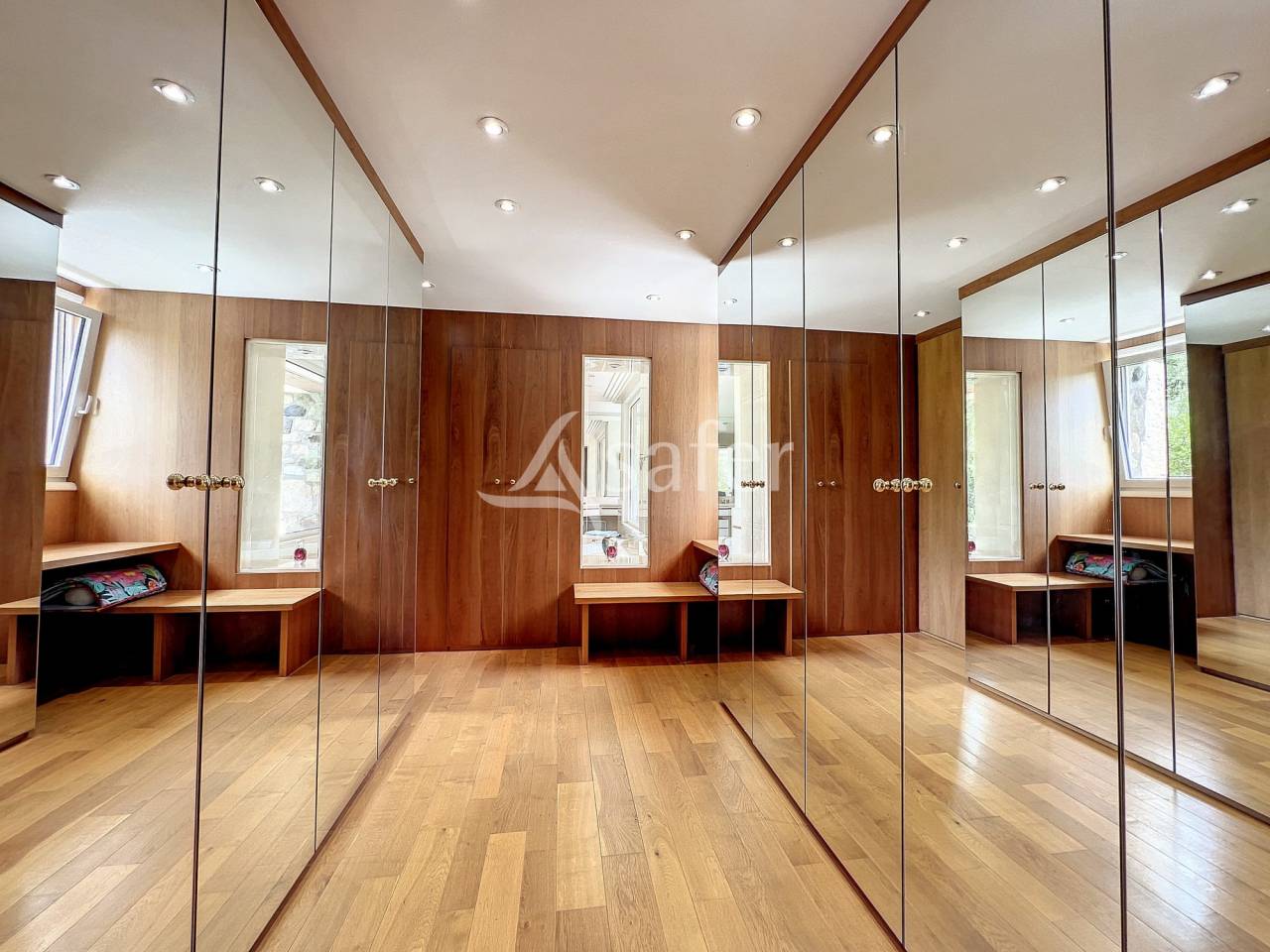 Propriété de prestige au coeur d'un haras sur 1,30 ha