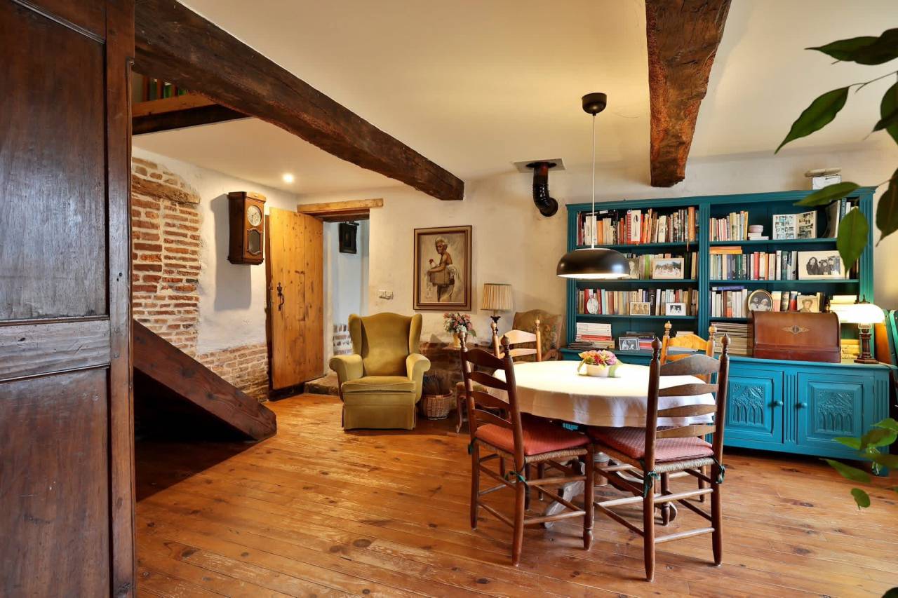 Propriété équestre clé en main de 4 hectares (01)