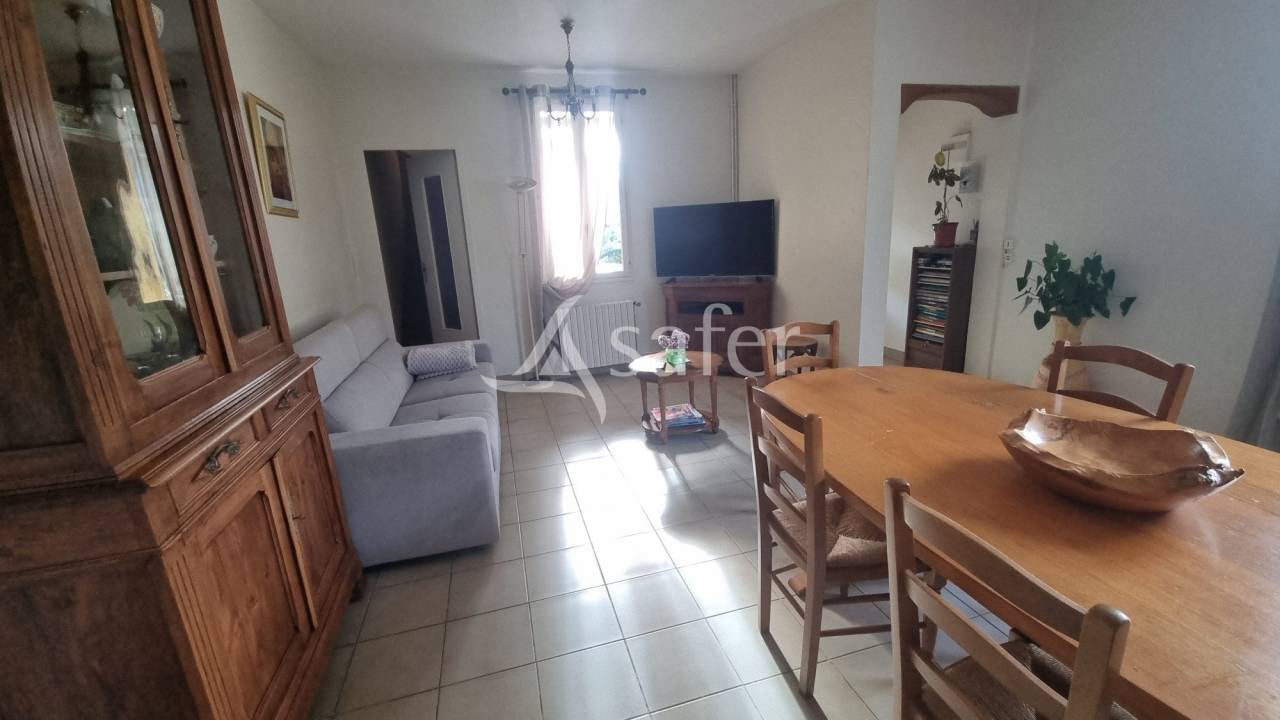 Proche Vic-Fezensac - Propri&eacute;t&eacute; de 7,6ha