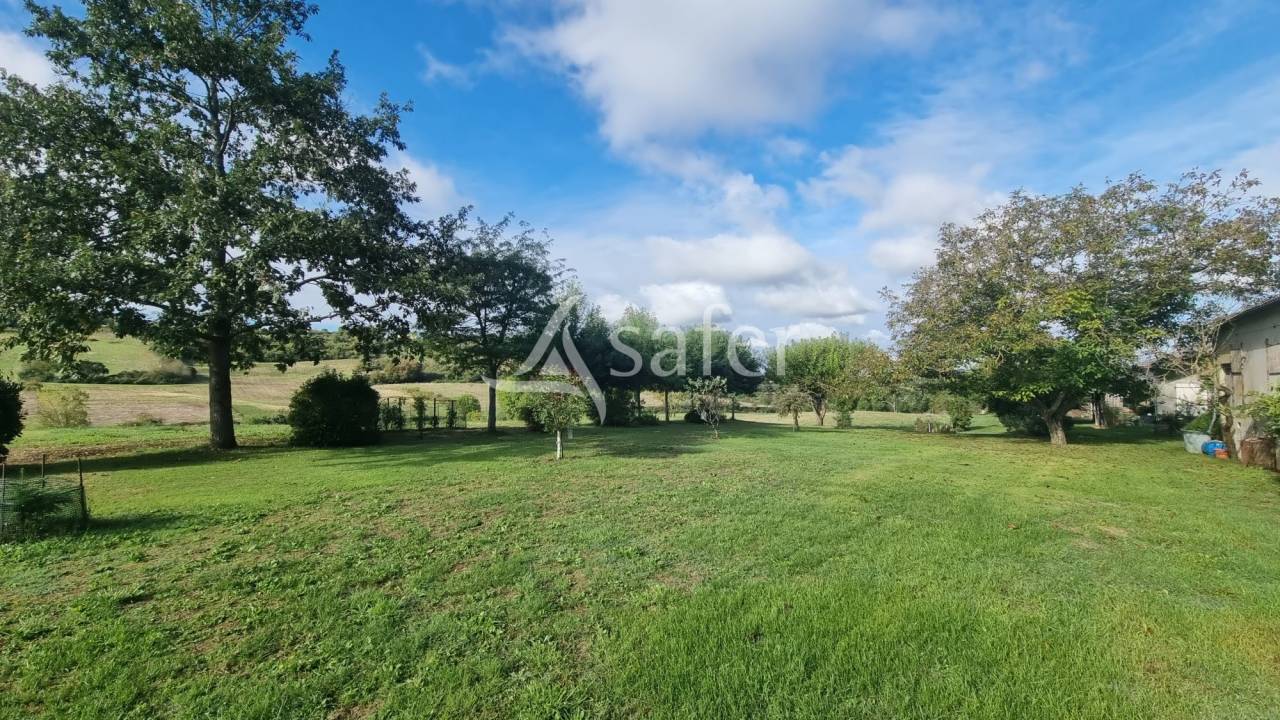 Proche Vic-Fezensac - Propri&eacute;t&eacute; de 7,6ha