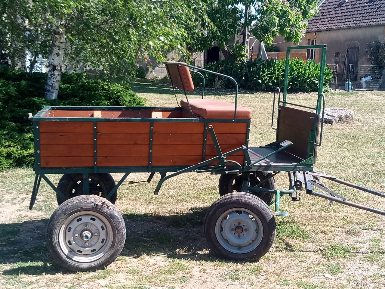 voiture de randonnée et transport