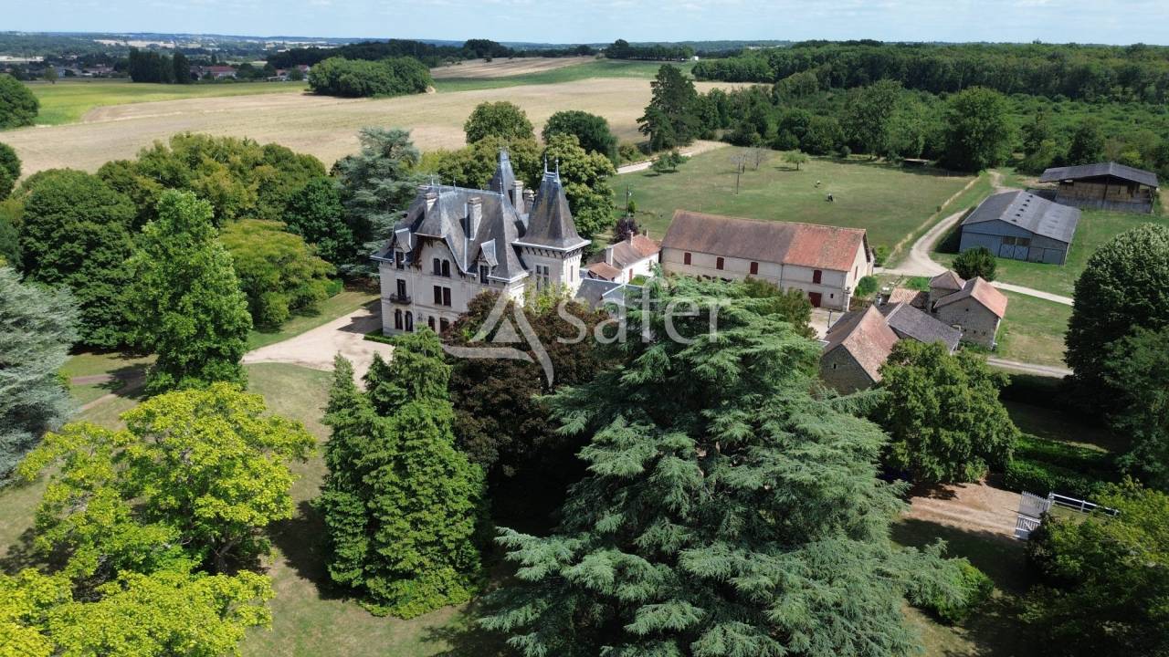 Ensemble rural sur environ 140 ha