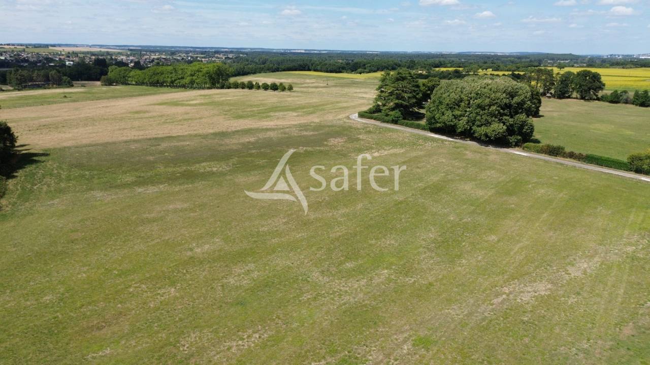 Ensemble rural sur environ 140 ha