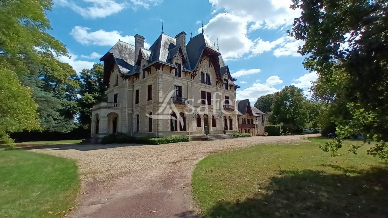 Ensemble rural sur environ 140 ha