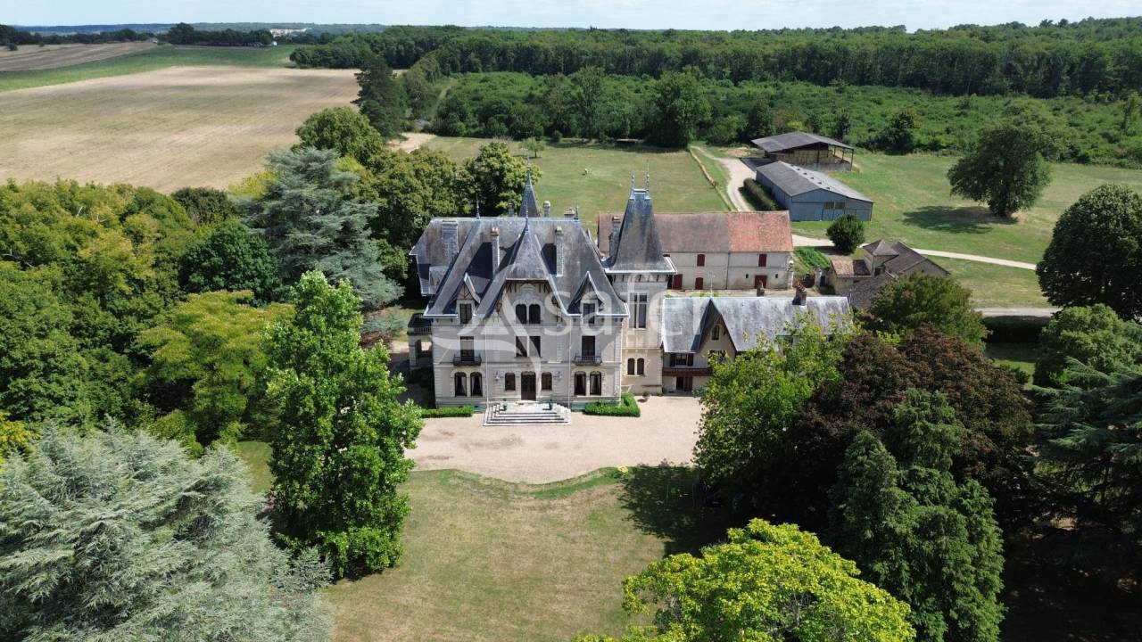 Ensemble rural sur environ 140 ha