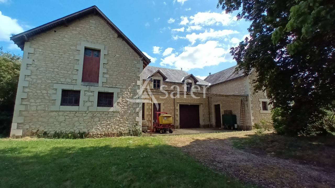 Ensemble rural sur environ 140 ha