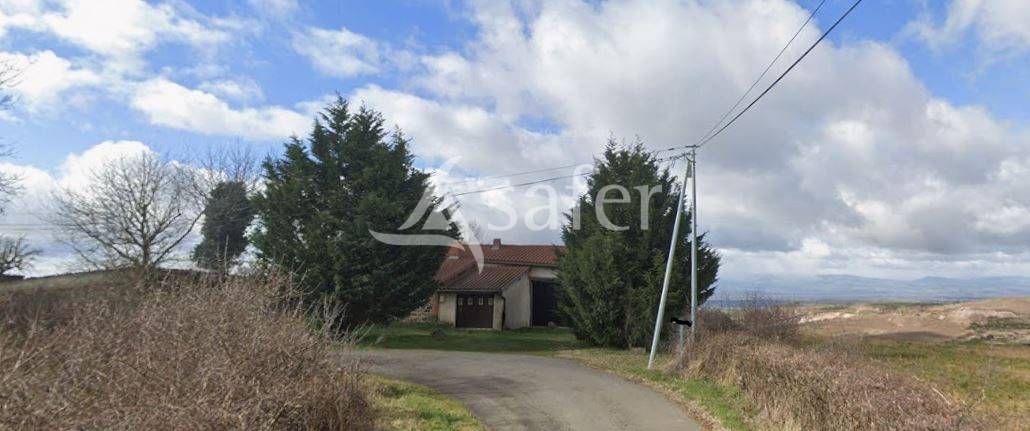 Maison de campagne proche de Feurs