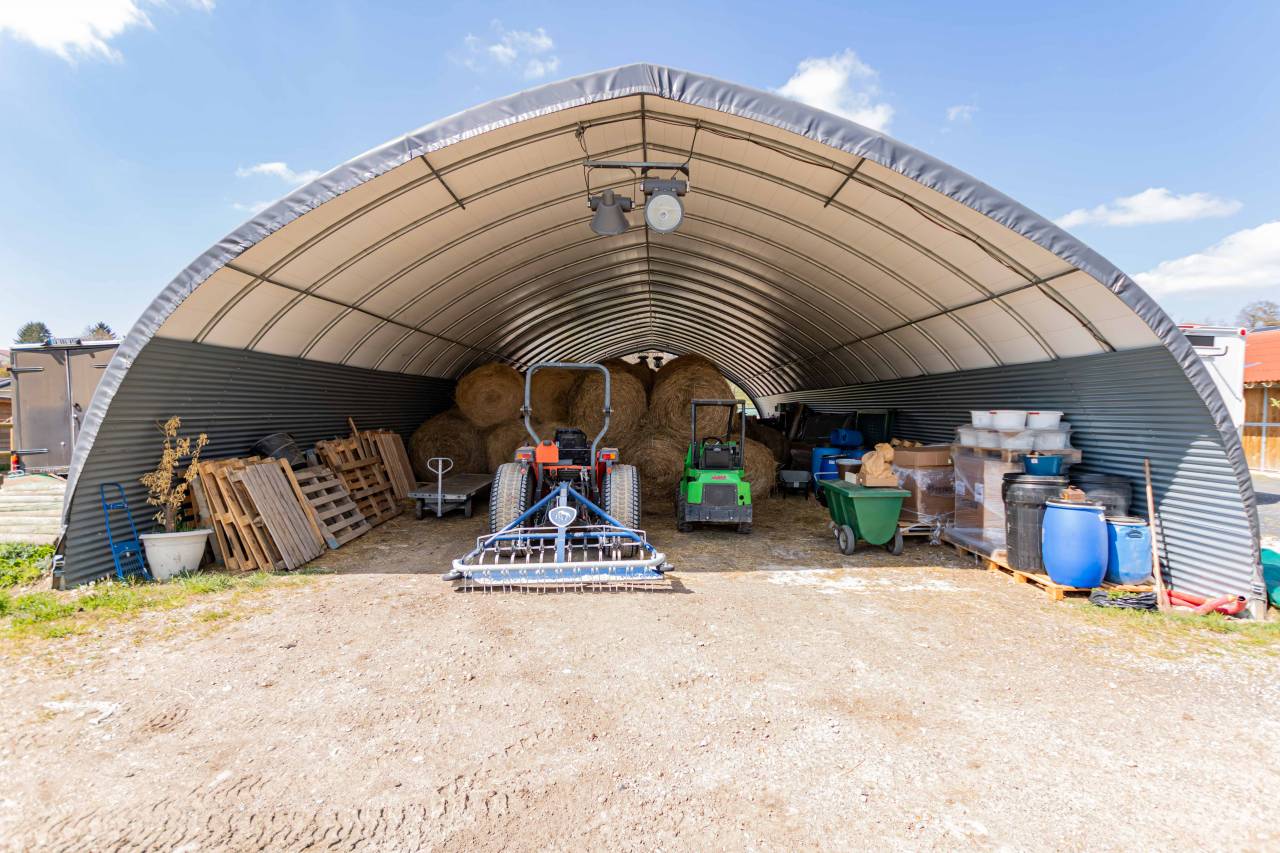 Charmante petite écurie fonctionnelle – Sud Lyon (69)