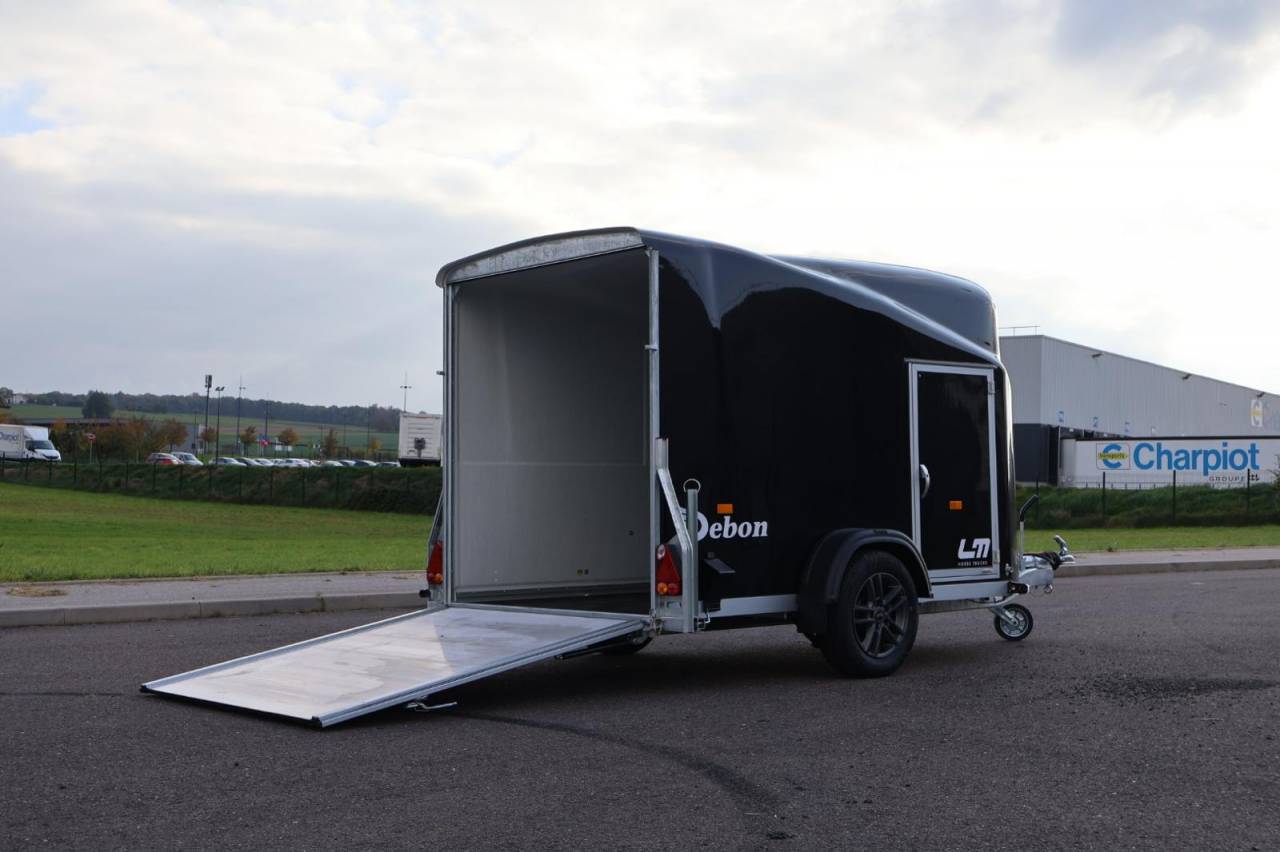 REMORQUE FOURGON DEBON CARGO 1300 - VENDU