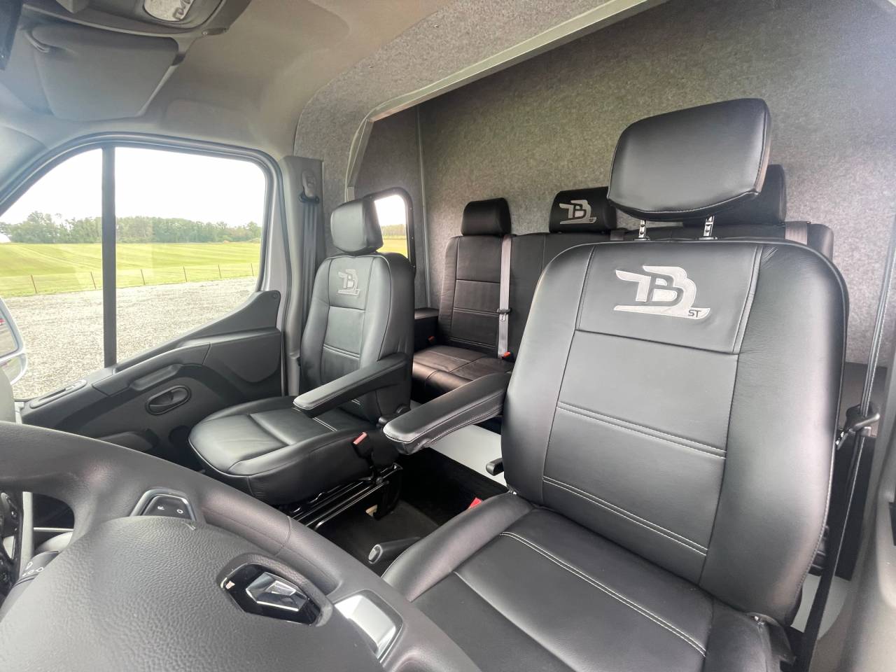 RENAULT MASTER TBST STALLE 5