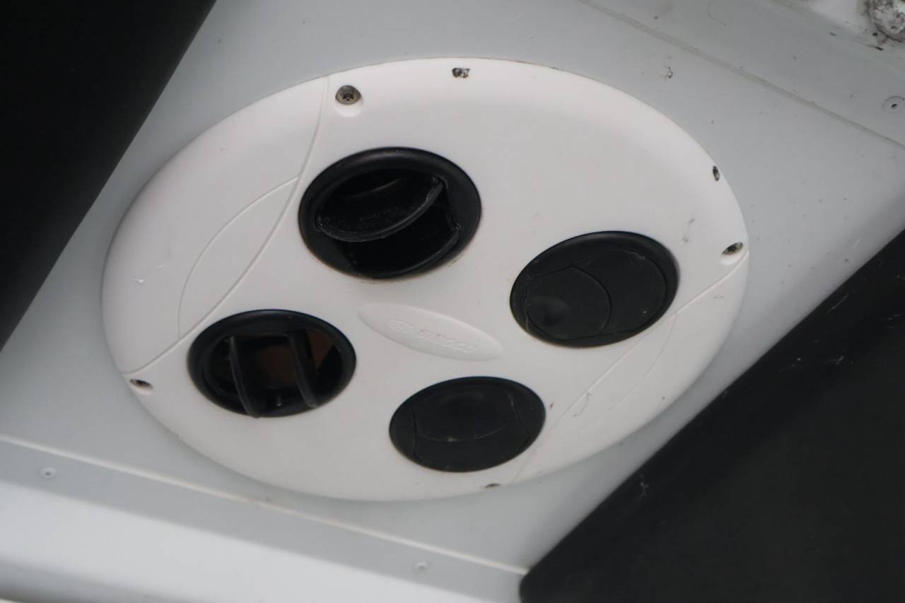 VL MASTER THEAULT PROTEO 5P STALLE SWITCH - VENDU