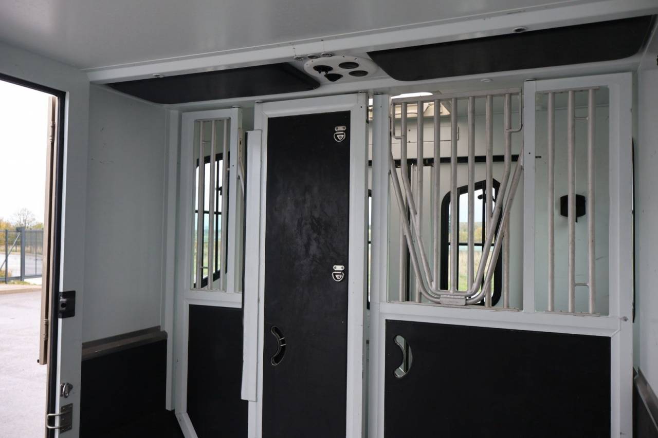 VL MASTER THEAULT PROTEO 5P STALLE SWITCH - VENDU