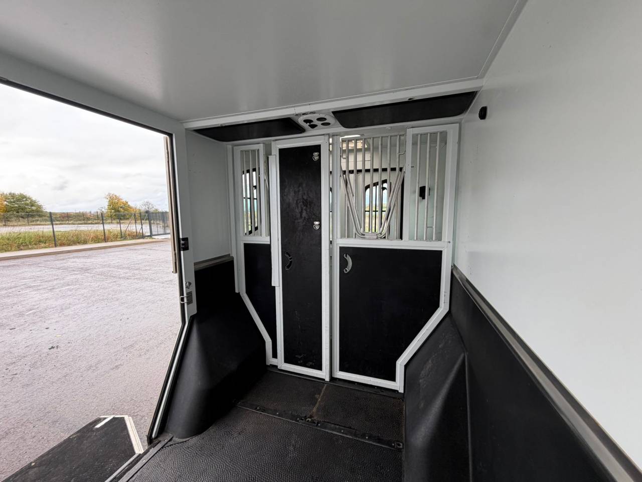 VL MASTER THEAULT PROTEO 5P STALLE SWITCH - VENDU