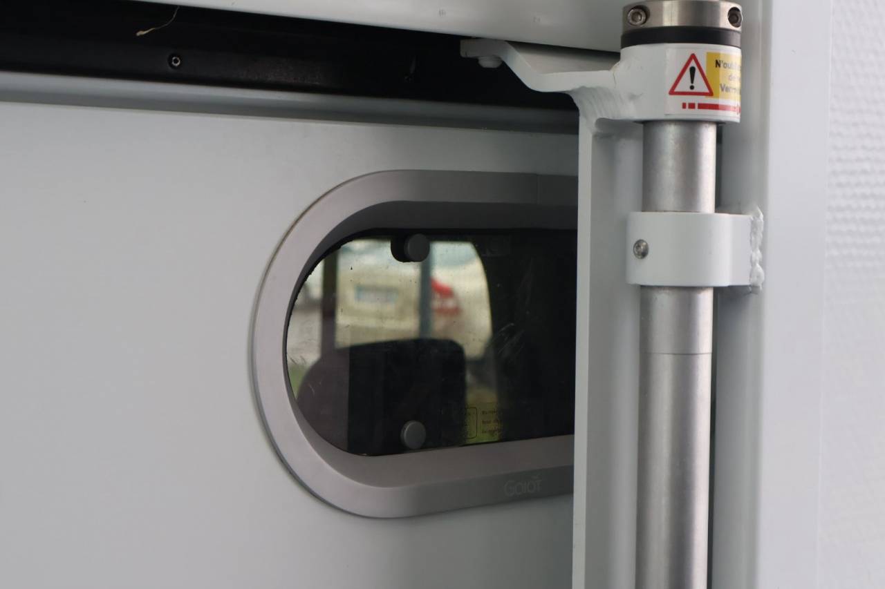 VL MASTER THEAULT PROTEO 5P STALLE SWITCH - VENDU